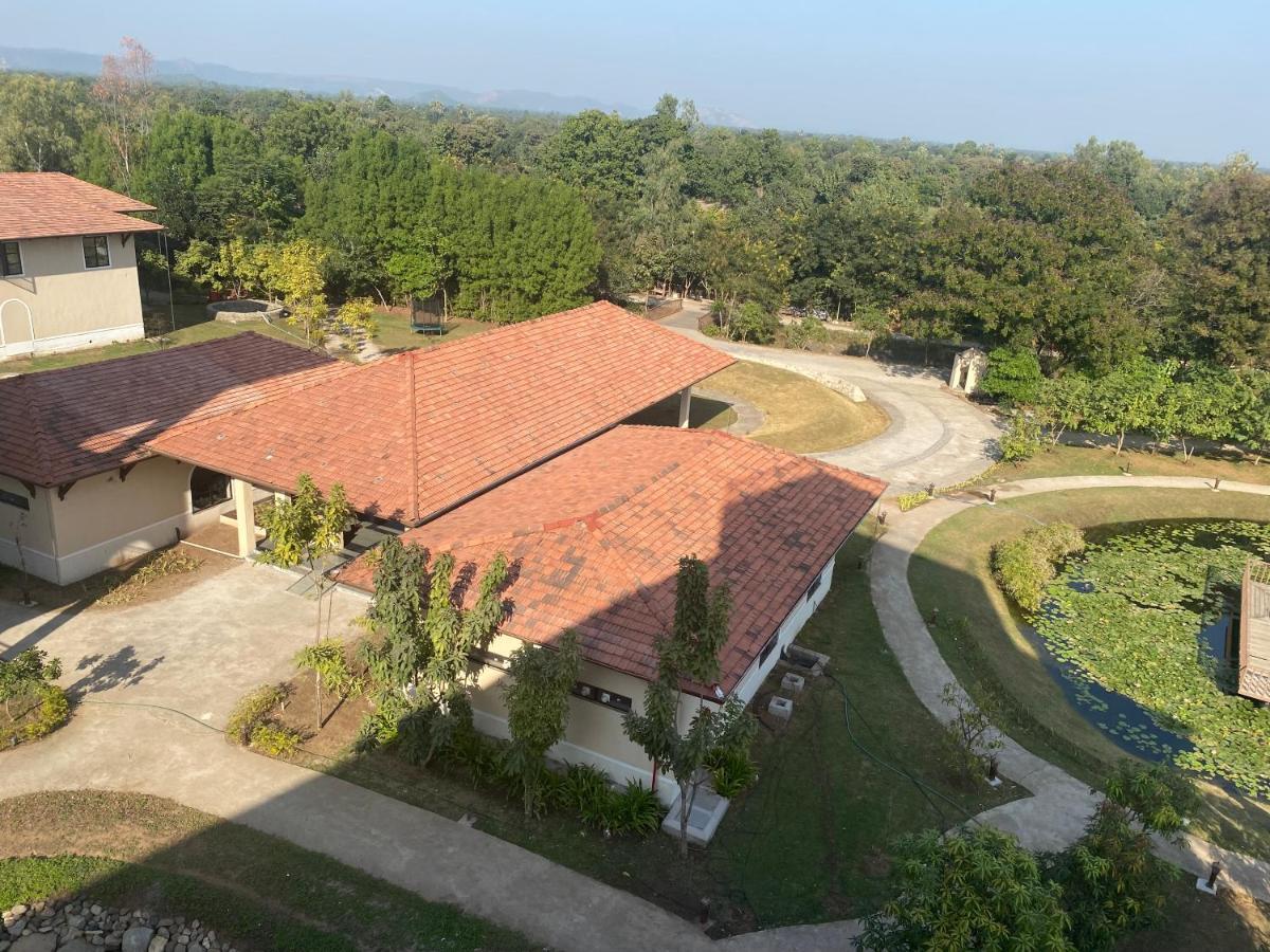 Bhanu The Fern Forest Resort & Spa, Jambughoda Exterior foto