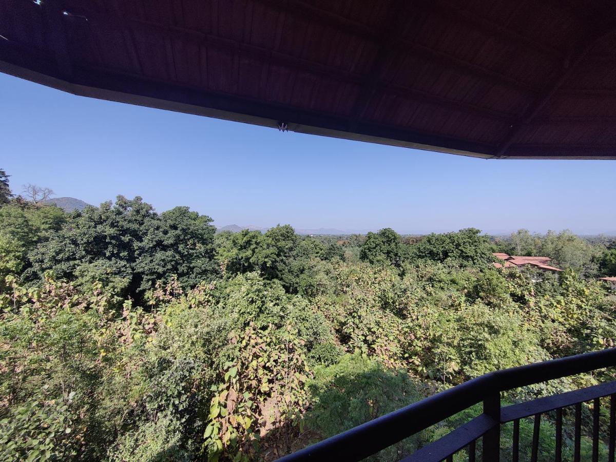 Bhanu The Fern Forest Resort & Spa, Jambughoda Exterior foto